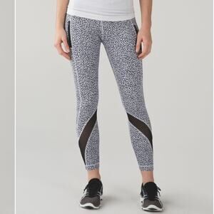 Lululemon Inspire Tight II Miss Mosaic White and Black